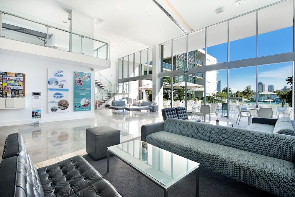 Ultiqa Freshwater Point Resort Broadbeach Gold Coast Exterior photo