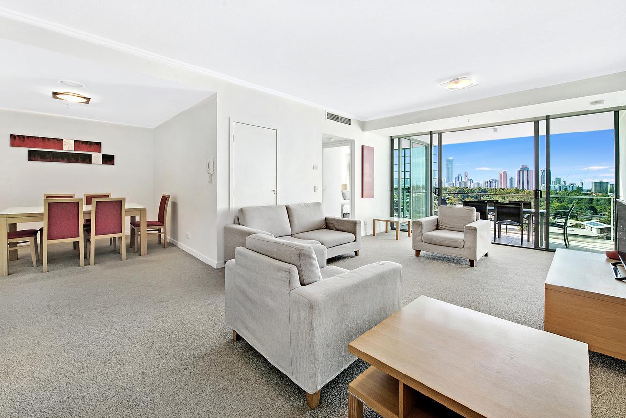 Ultiqa Freshwater Point Resort Broadbeach Gold Coast Exterior photo