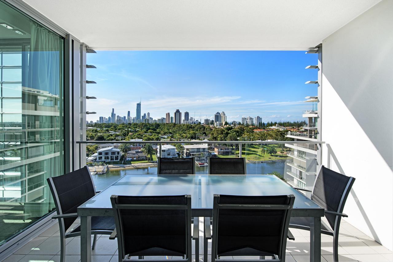 Ultiqa Freshwater Point Resort Broadbeach Gold Coast Exterior photo