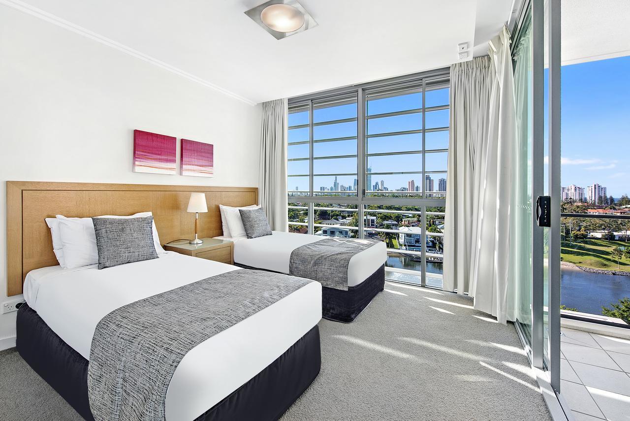 Ultiqa Freshwater Point Resort Broadbeach Gold Coast Exterior photo