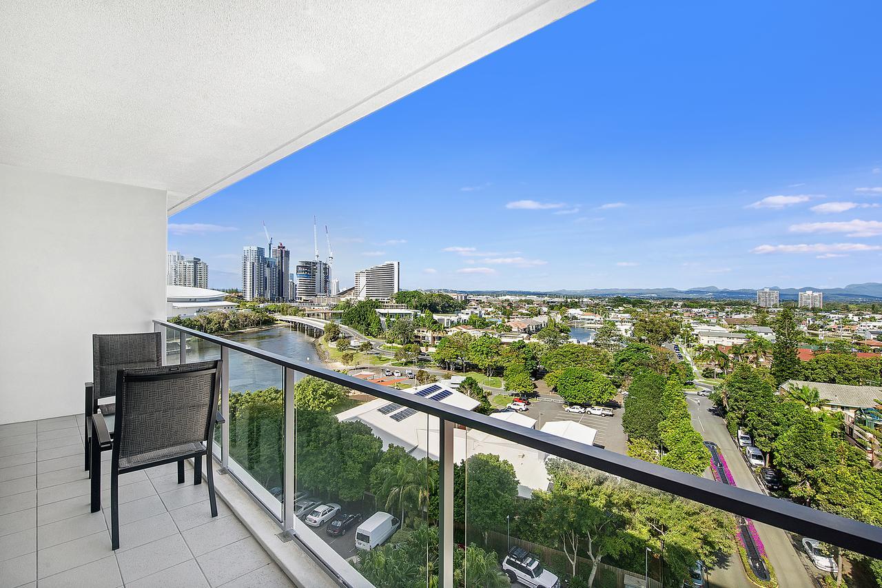 Ultiqa Freshwater Point Resort Broadbeach Gold Coast Exterior photo