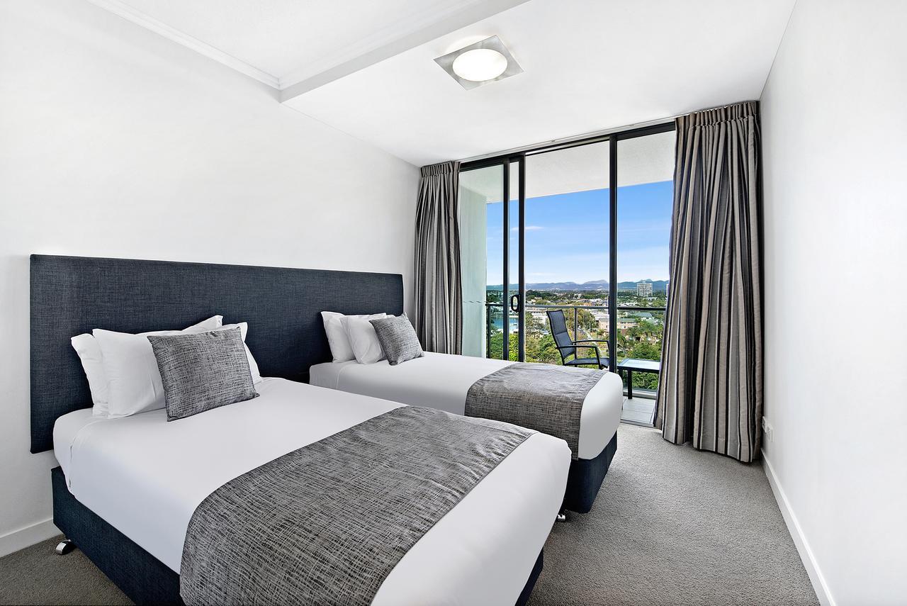 Ultiqa Freshwater Point Resort Broadbeach Gold Coast Exterior photo