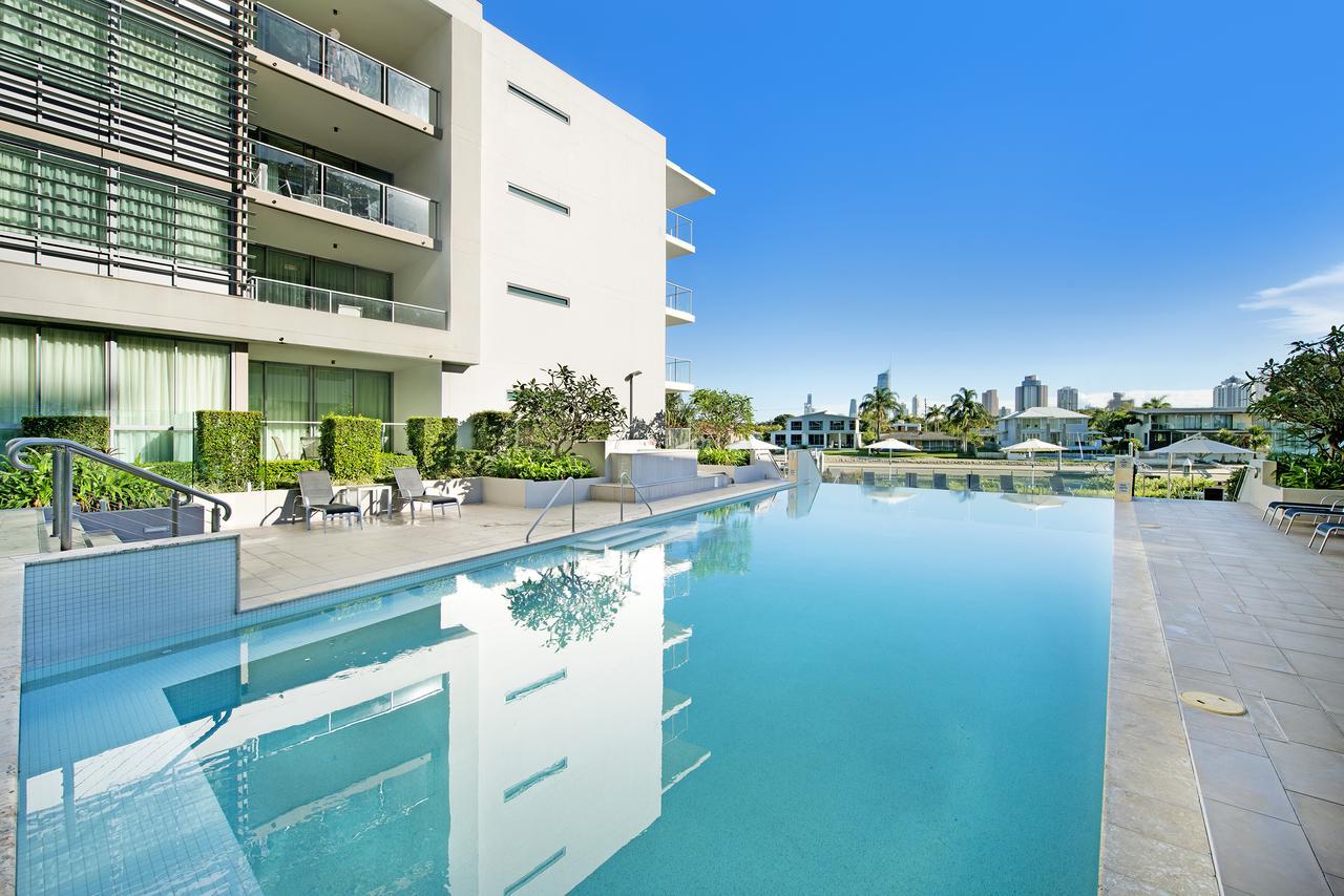 Ultiqa Freshwater Point Resort Broadbeach Gold Coast Exterior photo